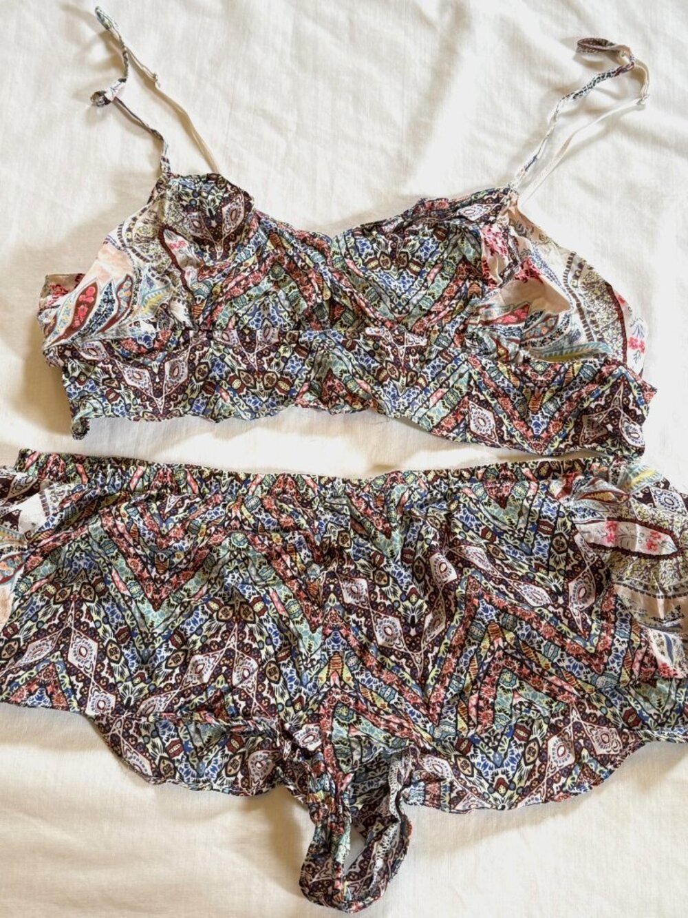 Victoria's Secret Women's Romantic 100% Silk Sleep Shorts Small Medium Print